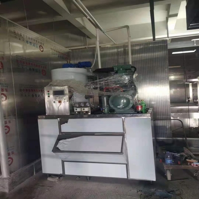 Wysokowydajna komercyjna maszyna do płatków lodu o mocy 3,94 kW ~ 90 kW 1 tona